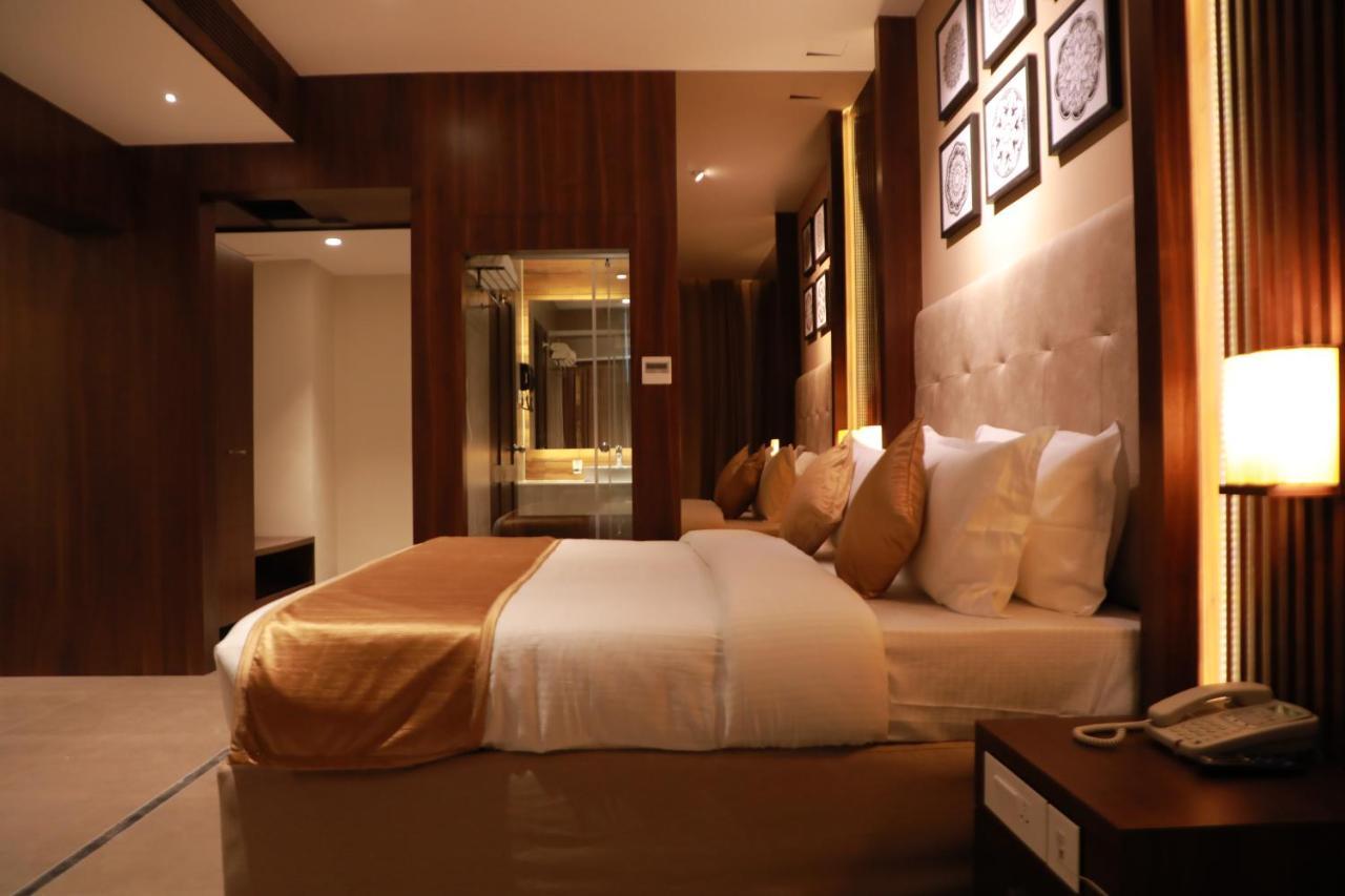 Magnet Hotel Каннур Екстер'єр фото