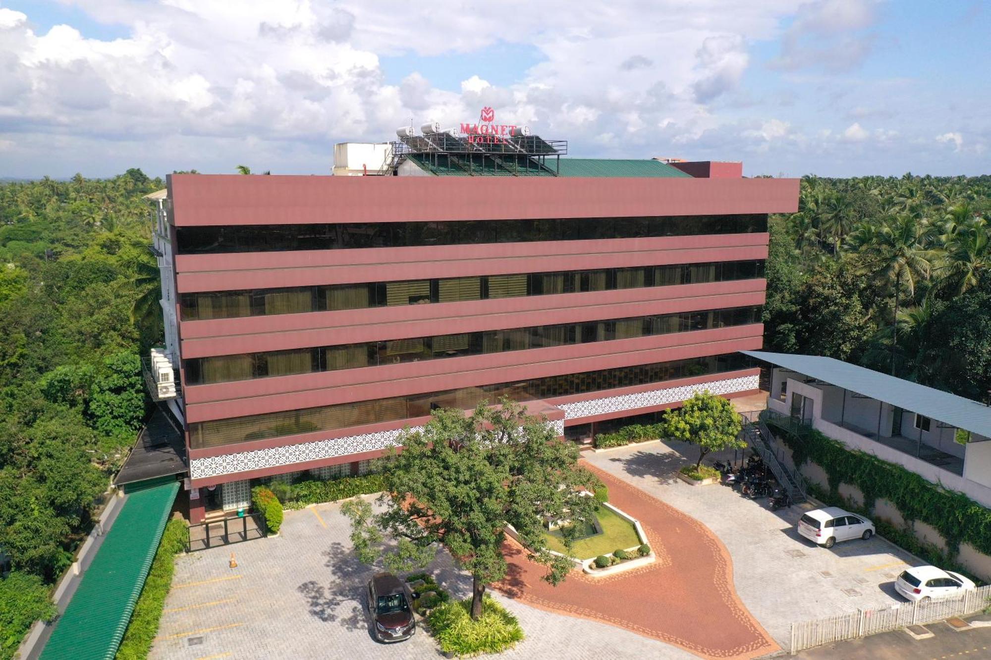 Magnet Hotel Каннур Екстер'єр фото